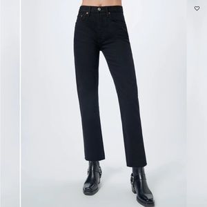 High rise stove pipe black rigid jean